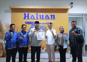 Walikota Solok, H. Zulelfian Umar Penuhi Undangan Poscast di Kantor Haluan