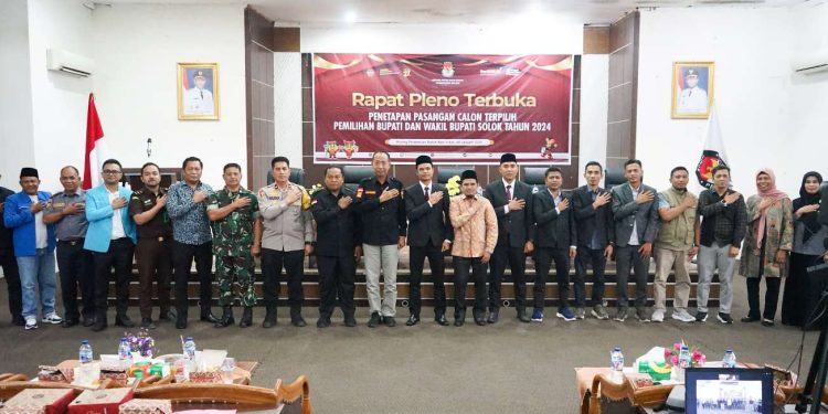 KPU Kab. Solok Gelar Rapat Pleno Terbuka Penetapan Pasangan Calon Terpilih Pemilihan Bupati dan Wakil Bupati Solok Tahun 2024