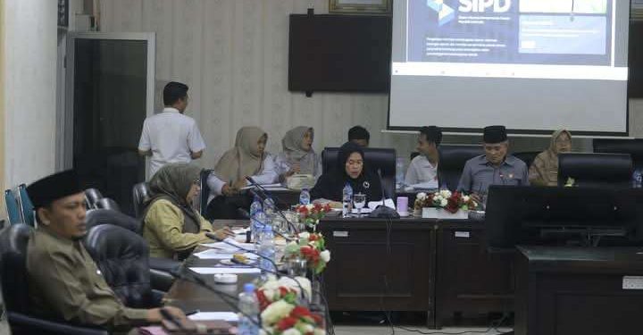 DPRD Kota Solok Bersama Bappeda Laksanakan Sosialisasi E-Pokir