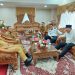 Terkait Peresmian Stadion Marahadin dan RSUD Serambi Madinah, Wali Kota Solok Audiensi dengan Gubernur Sumatera Barat