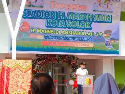 Ketua DPRD Kota Solok Hadiri Peresmian Pemakaian Stadion H. Marah Adin