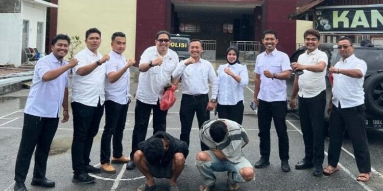 SatResnarkoba Polres Solok Kota Menciduk Pria Berinisial HG dan R