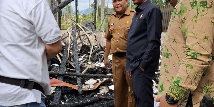 Komisi C DPRD Kota Payakumbuh Bersama Ketua DPRD Kunjungi SDN 54 Padang Tinggi Piliang Yang Terbakar Pada  22 Januari Lalu