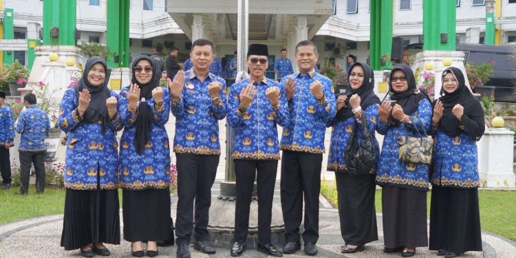 Pemkab Lima Puluh Kota Gelar Apel Gabungan Sekaligus Lepas Pamit Bupati Safaruddin
