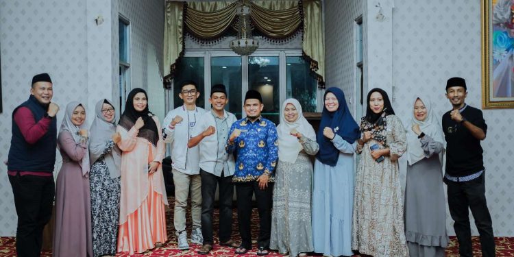 Buka Puasa Bersama, Wabup  Candra Siap Gandeng Influencer untuk Promosikan Kabupaten Solok