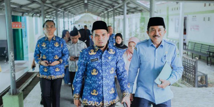 Terus Berbenah, Wakil Bupati Solok Tinjau Ketersediaan Air Bersih dan Fasilitas RSUD Arosuka