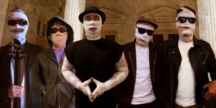 Tiga Belas Tahun Sembunyikan Identitas, Grup Band SMJ Ungkap Alasan Tampil Bertopeng