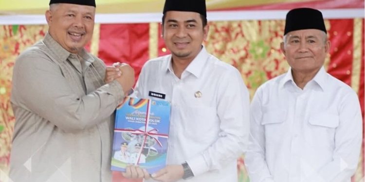 Pisah Sambut Walikota Solok, Zul Elfian Umar : Terimakasih Atas Semua Kerja Keras dan Kerja Ikhlas Semua