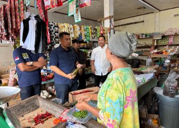 Menindaklanjuti Instruksi Kapolri, Sat Reskrim Polres  Mentawai Cek Takaran Minyak Goreng Jenis Minyakita di Sejumlah Toko dan Kios