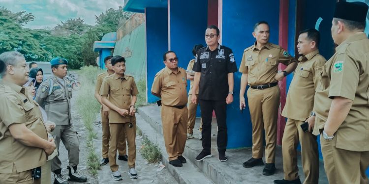 Wabup Solok Tinjau Pembenahan GOR Tuanku Tabiang Batu Batupang
