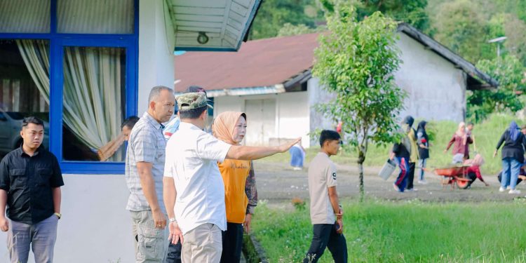 Wakil Bupati Solok  Goro Bersama di BLK Lubuk Selasih untuk Persiapan Sekolah Rakyat
