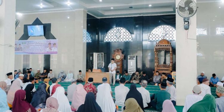 Wakil Bupati Solok Buka Kegiatan Manasik Haji Bagi Calon Jamaah Haji Tahun 2025 Se-Kabupaten Solok