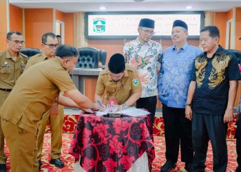 Wabup Solok Hadiri Rapat Paripurna DPRD dalam Rangka Penyampaian Hasil Pembahasan Ranwal RPJMD 2025 – 2029