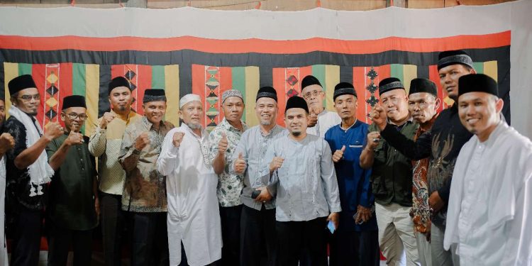 Wabup Candra Gelar Diskusi Bersama Niniak Mamak Suku Koto Nagari Paningahan