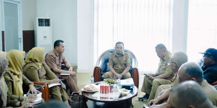 Wabup H. Candra Pimpin Rapat Pengembangan Destinasi Wisata Halal di Kabupaten Solok