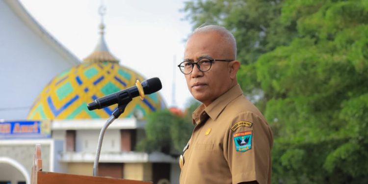 Edi Dharma Syafni Pimpin Apel Perdana di Pasaman