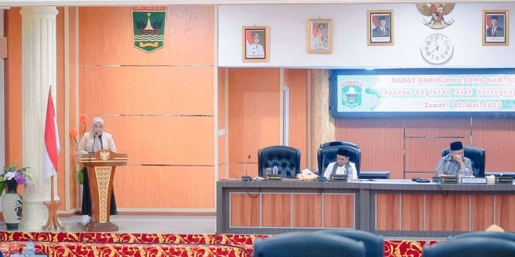 Wabup Solok Hadiri Rapat Paripurna DPRD