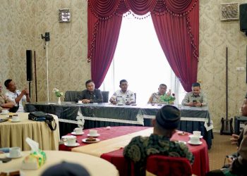 Bahas Pasar Alahan Panjang dan Penertiban Bangunan Liar, Bupati Solok Gelar Audiensi dengan Tokoh Masyarakat Lembah Gumanti