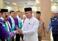 Bupati Jon Firman Pandu Lepas Keberangkatan Calon Jamaah Haji Kloter 13 Tahun 1446 H/2025 M