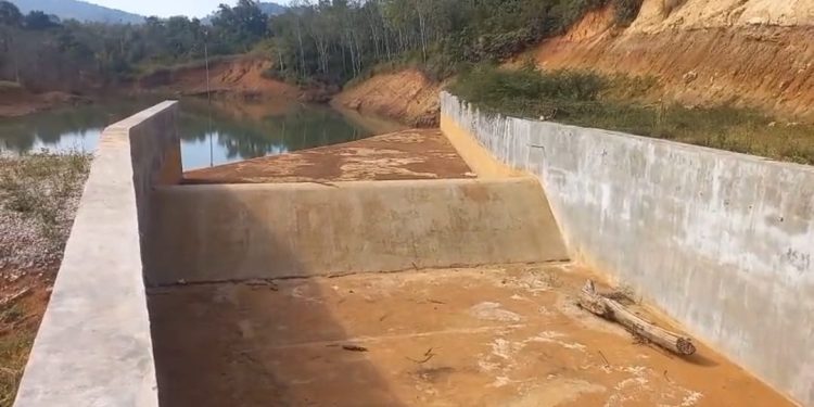 Embung Batang Bingung Diduga Gagal Konstruksi, Ratusan Hektar Sawah Warga Kota Solok Terancam Kekeringan