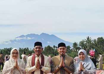 Wujud Kepedulian terhadap Keagamaan, Bupati Limapuluh Kota Terbitkan SE Untuk Hentikan Aktivitas Kantor Saat Adzan