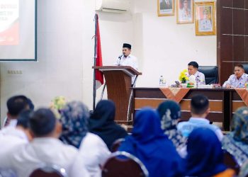 Wabup Solok Buka Sosialisasi Antikorupsi dan Pengendalian Gratifikasi bagi Kepala dan Ketua Komite SMP se-Kabupaten Solok