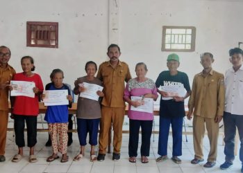 Pemerintah Desa Goiso’oinan Salurkan BLT-DD Kepada 30 KPM