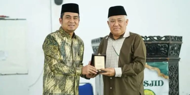 Wali Kota Solok, Dr. H. Ramadhani Kirana Putra, SE, MM Terima Kunjungan Ketua Dewan Pembina Pimpinan Pusat Muhammadiyah, Prof. Dr. H. M. Din Syamsuddin, MA
