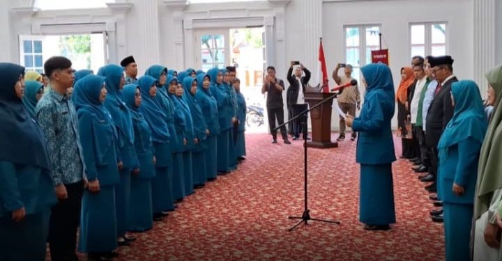 Walikota Bukittinggi Kukuhkan Ketua TP PKK  Periode 2025-2030