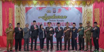 Bupati Jon Firman Pandu Ikuti Upacara Peringatan Hari Bhayangkara Ke-79