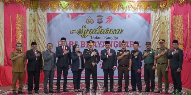 Bupati Jon Firman Pandu Ikuti Upacara Peringatan Hari Bhayangkara Ke-79