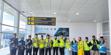 Bupati dan Wabup Limapuluh Kota Sambut Kepulangan 199 Jamaah Haji dengan Penuh Haru