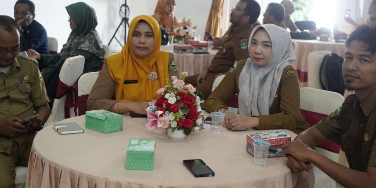 Mewakili Pemkab Solok, Teta Midra Hadiri Launching Monev Keterbukaan Informasi Publik Tahun 2025 oleh Komisi Informasi Sumbar
