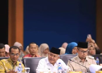 Wakil Wali Kota Solok H. Suryadi Nurdal Hadiri Sarasehan Ekonomi Sumatera Barat Tahun 2025