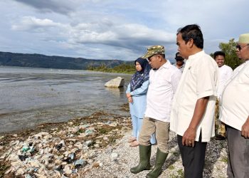 Penumpukan Sampah di Danau Singkaram Bisa Merusak Ekosistem