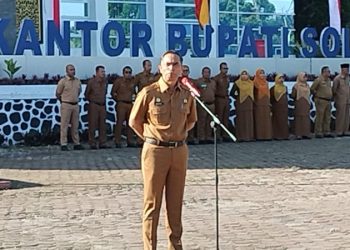 Sekda Medison Pimpin Apel Pagi di Lingkup Pemkab Solok