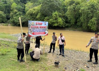 Pastikan Tidak Adanya Kegiatan PETI, Jajaran Polda Sumbar bersama Polres Sijunjung  Cek Aliran Hulu Sungai Batang Kuantan