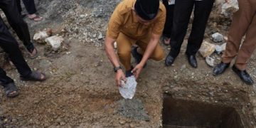 Peletakan Batu Pertama Pembangunan Laboratorium IPA dan Komputer MTs Nurul Ilmi Salimpat