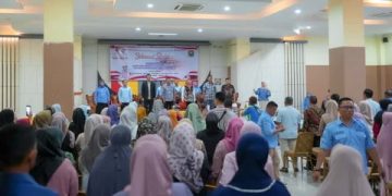 Penyerahan Secara Simbolis Bantuan Peralatan Bagi UMKM Kabupaten Solok Tahun 2025