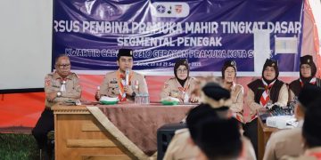 Walikota Solok Menjadi Narasumber Kursus Mahir Tingkat Dasar (KMD) Bagi Para Pembina Pramuka