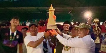Bupati Jon Firman Pandu Tutup Gelaran Solok Raya Cup 2025