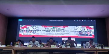 Kepala Disdikpora Kab. Solok Buka Konferensi Cabang PGRI Gunung Talang