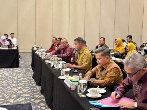 Bupati Solok Ikuti Rakor Lintas Sektor Pembahasan RTRW Kabupaten Solok 2025 -2045