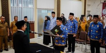 Pemkab Solok Gelar Acara Pelantikan dan Pengambilan Sumpah Jabatan Pejabat Administrator di Lingkungan Pemkab Solok