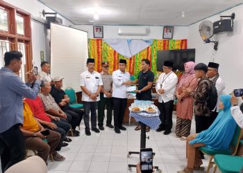 Gerak Cepat Tangani Bencana, Pemko Solok Salurkan Bantuan Tunai