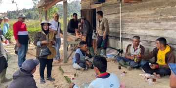 Srikandi Golkar Kabupaten Solok Salurkan Aspirasinya Untuk Masyarakat Danau Kembar