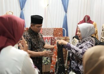 Bupati Solok Membuka Pameran UMKM Nagari Surian Ke-7 Tahun 2025