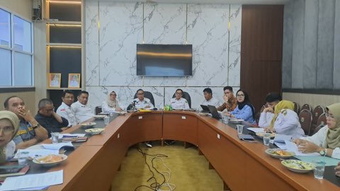 Pemkab Solok Gelar Rapat Evaluasi Program Makan Bergizi Gratis (MBG)