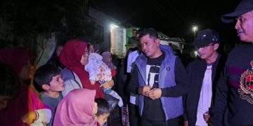 Pastikan Keselamatan Warga, Bupati Solok Tinjau Lokasi Longsor di Perumahan Griya Hansela 1