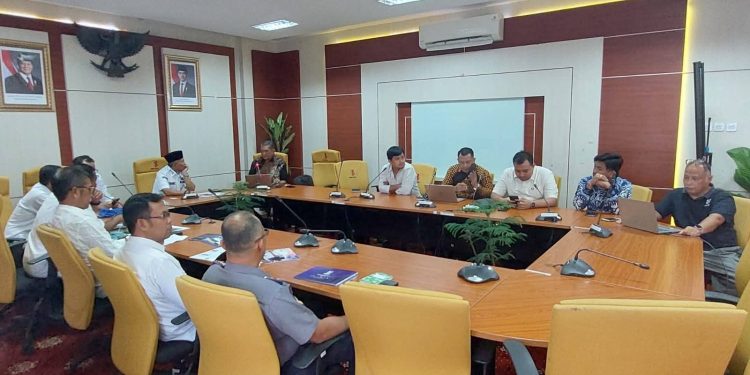 Wako Ramadhani Bersama Wawako Suryadi Nurdal Menerima Kedatangan Sales Manager PT. Mobil Anak Bangsa